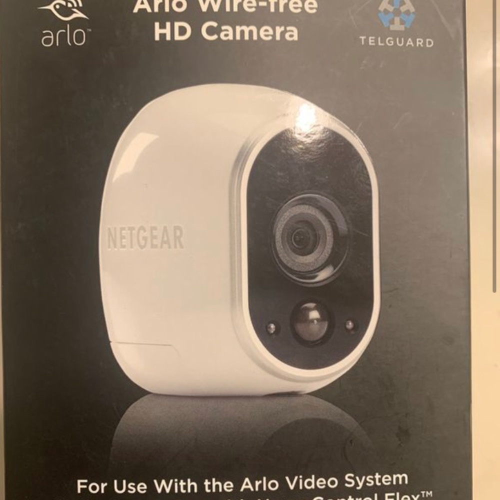 Arlo wire free (HD home security system()